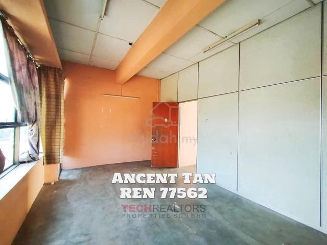 FOR RENT|Corner Lot 1st Floor Shop Lot Taman Mutiara Indah 1