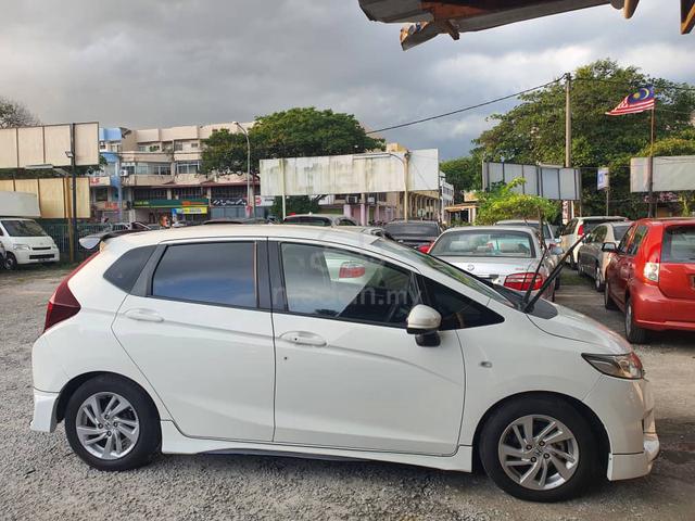 ( FULL LOAN ) 2016 Honda JAZZ 1.5 E (A) - 4