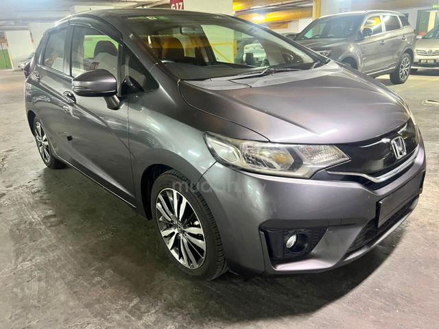 2016 Honda JAZZ 1.5 V (A) full service - 1