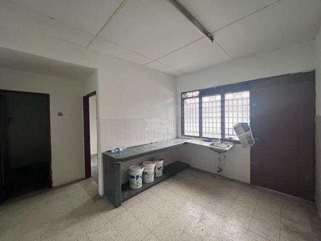 3 Rooms 2 Bath Taman Sentosa 1 STY Klang BASIC 1