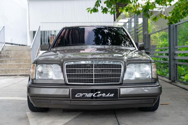 Mercedes Benz E220 2.2 1994 - 4