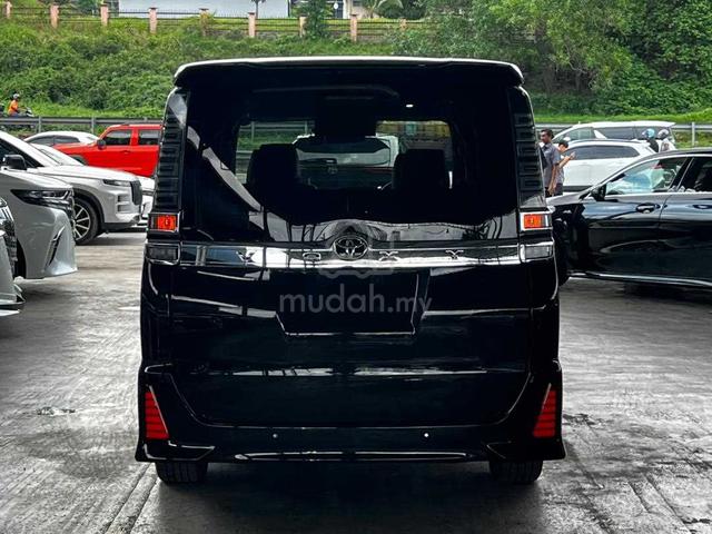 2021 Toyota VOXY 2.0 ZS KIRAMEKI III 2PD 7STR 42K - 3