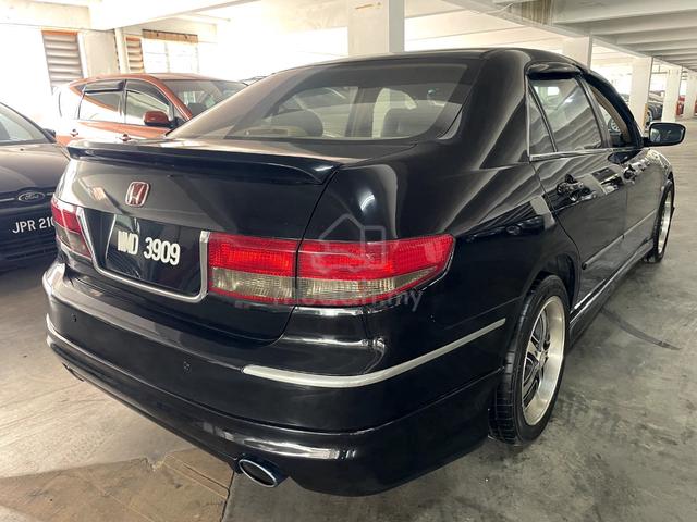 Honda ACCORD 2.0 VTI (A) NICE CONDITION - 2