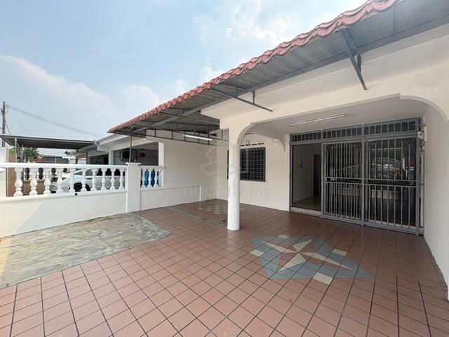 Johor Jaya / Single Storey / Jalan Teratai / Near Desa Tebrau 1