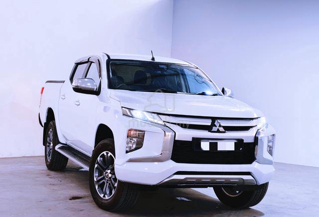 2018 Mitsubishi TRITON 2.4 VGT ADVENTURE X F.Loan - 1