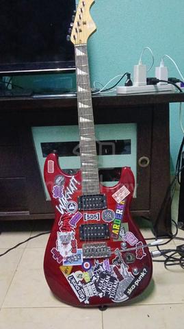 set gitar, amplifier Dan pedal  - photo 4 of 4