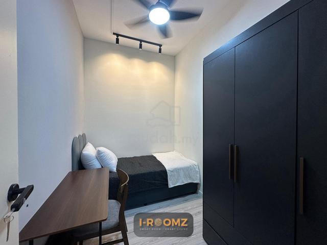 Meta City Junior Bathroom For Rent Furnished Low Deposit June Promo 1
