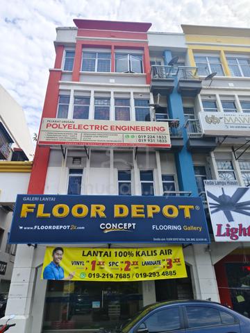 Batu Caves Centerpoint 1