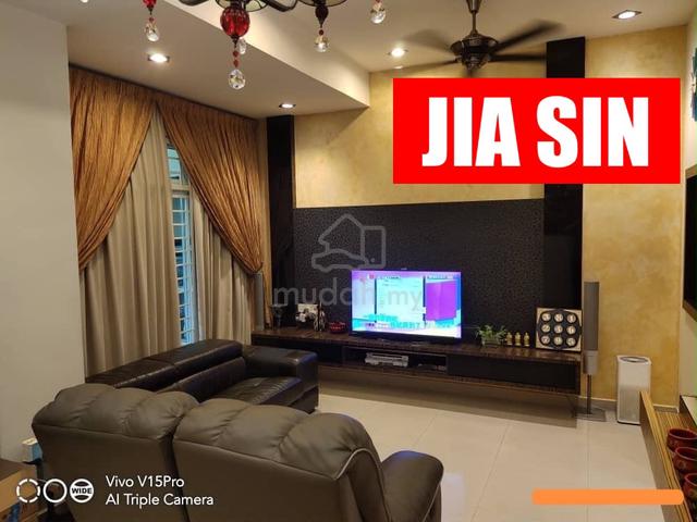 3 Storey Terrace House For SALE @ Jalan Batu Gajah, Jelutong 1