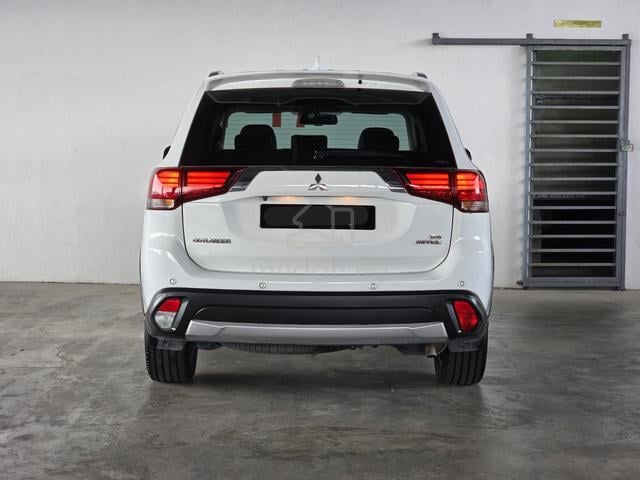 2018 MITSUBISHI OUTLANDER 2.4 4wd 7 SEATER 5Y WRTY - 3