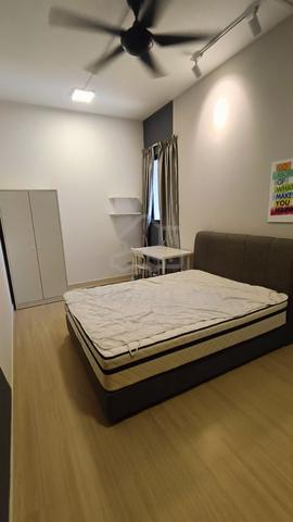 Super Nice & Low deposit medium room@ Continew KL | Walk to MRT 1