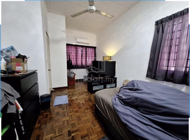 Middle Room Kota Damansara Landed House For Rent 1