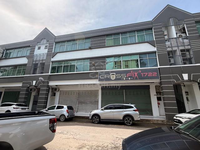 Iramanis Centre Shoplot 1