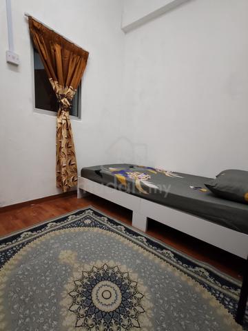 Bilik Sewa Bangi wanita Muslimah 1