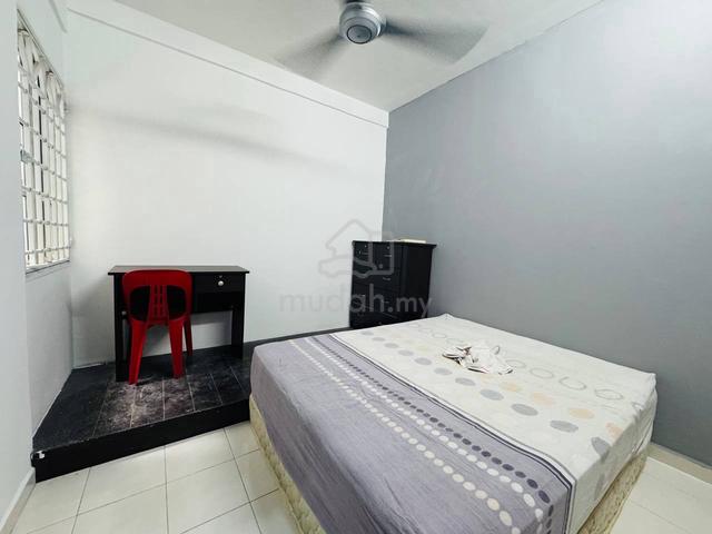 ROOM FOR RENT Couple Room Permas Jaya JB Town Masai 1