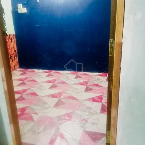 Bilik Sewa Bulanan Sadong Jaya / Sinsuran / Kg Air 1
