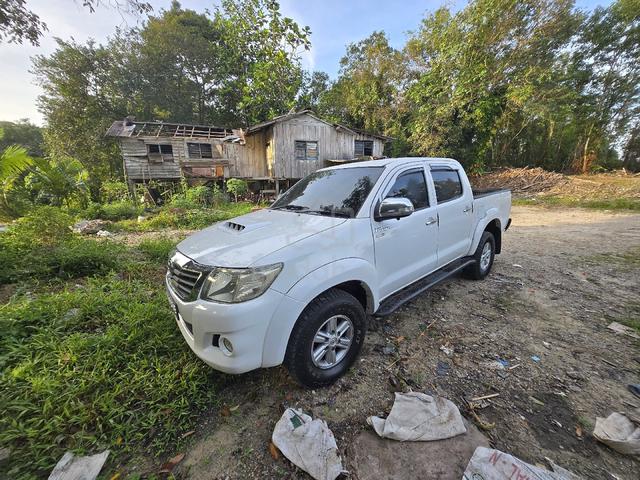 2013 Toyota HILUX 2.5 G VNT (A) - 5