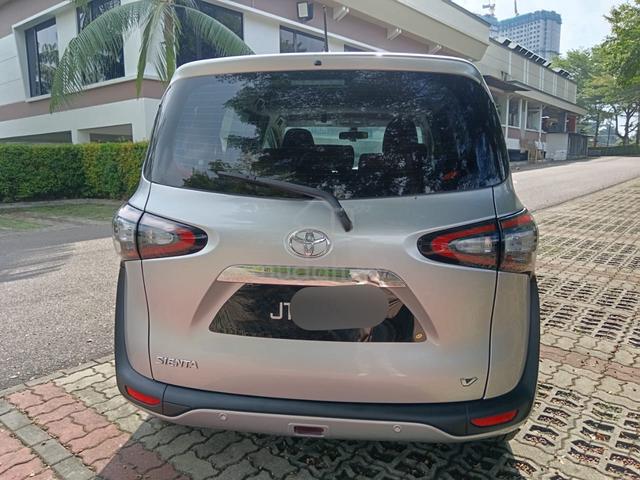 2018 Toyota SIENTA 1.5 V (A) - 2