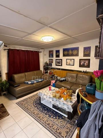 Single Storey Intermediate Terrace at Samariang For Sale 1
