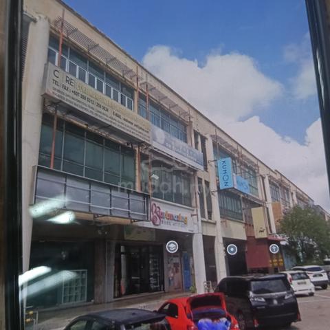 Desa tebrau 3 storey shoplot 1