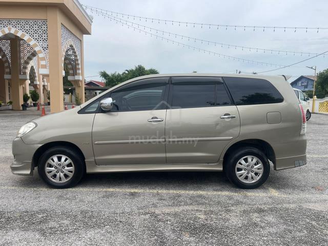 TOYOTA INNOVA 2.0 AUTO G SPEC Kondisi Cemerlang  - 5