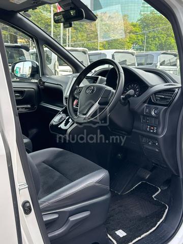 2021 Toyota VOXY 2.0 ZS KIRAMEKI III (A) - 5