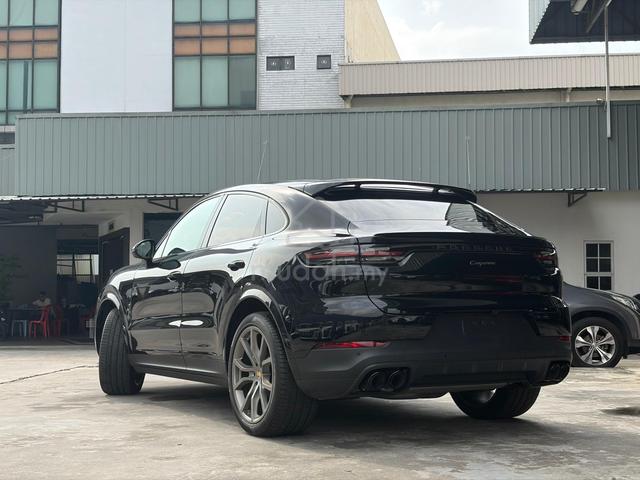 23 Porsche CAYENNE 3.0 Coupé 3.0 Turbo SportCHRONO - 3