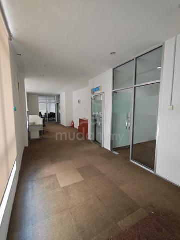 Bangi Gateway Street Mall 1st Floor Partly Furnished Office FacingRoad 1