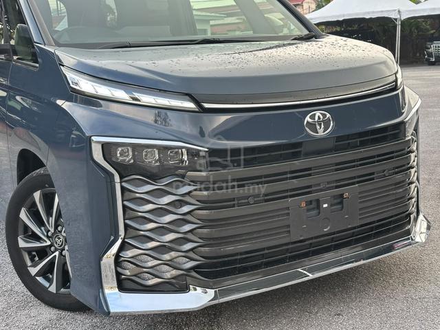 [GREY RARE] 2023 Toyota VOXY - FULLSPEC 360 BSMDIM - 5