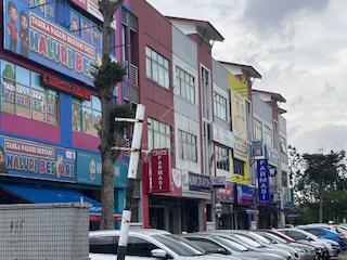 Corner shop Subang Bestari U5 for rent 1