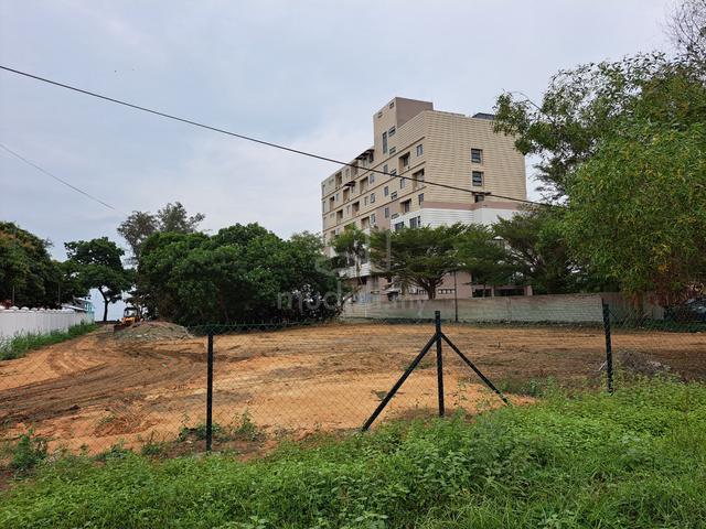 BESERAH KUANTAN Beach Front Land 1