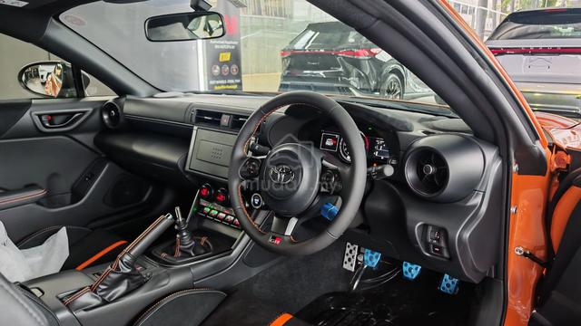 2023 Toyota GR86 2.4 RZ 10th Anniversary 20 KM onl - 3