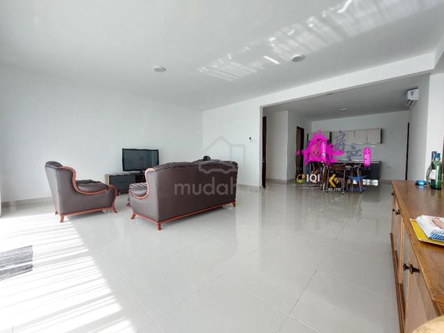 The Bay Residences 1