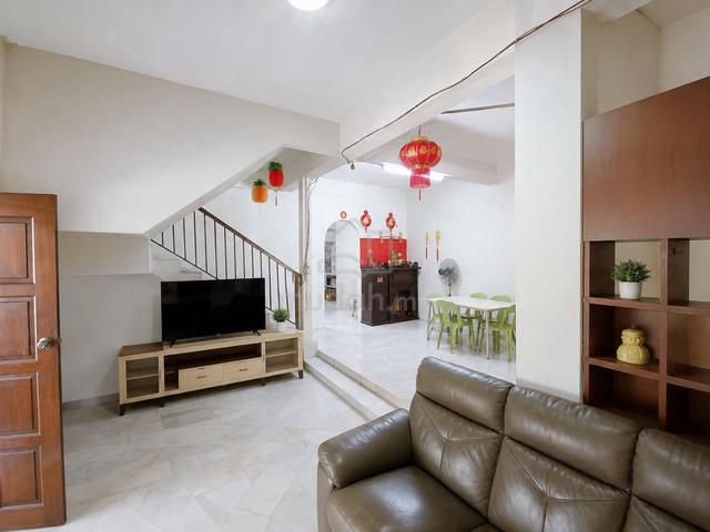 Taman Suria, Kuala Kangsar, Double Storey Terrace House (Corne 1