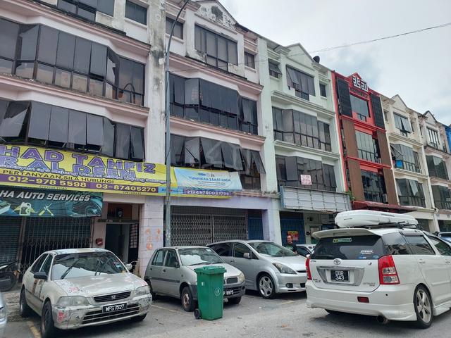 Nice Ground Floor Shop, 22x75, Taman Kajang Utama, Kajang, Near Silk 1