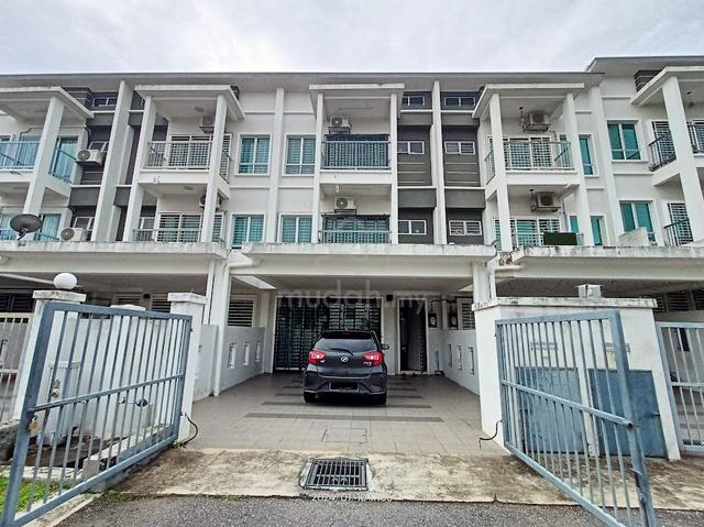 [Freehold] 2.5 Storey TERRACE HOUSE  NUSA IDAMAN @ DENGKIL 1