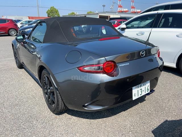 2022 Mazda MX-5 1.5 ROADSTER S LEATHER PACKAGE - 5