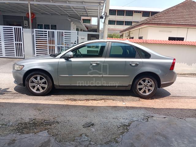 2010 Volvo S40 2.0 (A) - 3