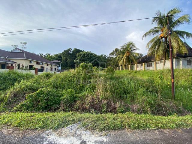 TANAH LOT BANGUNAN LUAS (9828sqft) BATU 3, KOTA TINGGI UNTUK DIjUAL 1