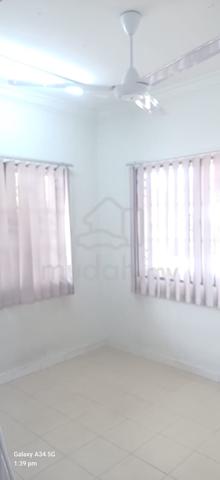 Room To Let 1