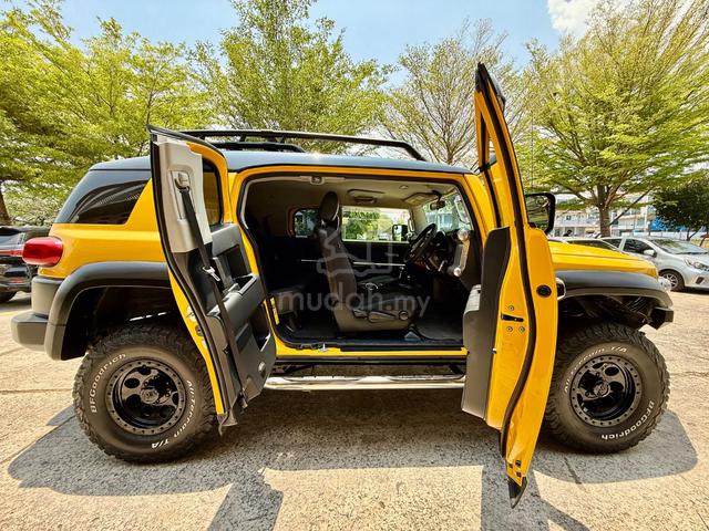 2012 Toyota FJ 4.0 CRUISER (A) TIP TOP UNIT - 4