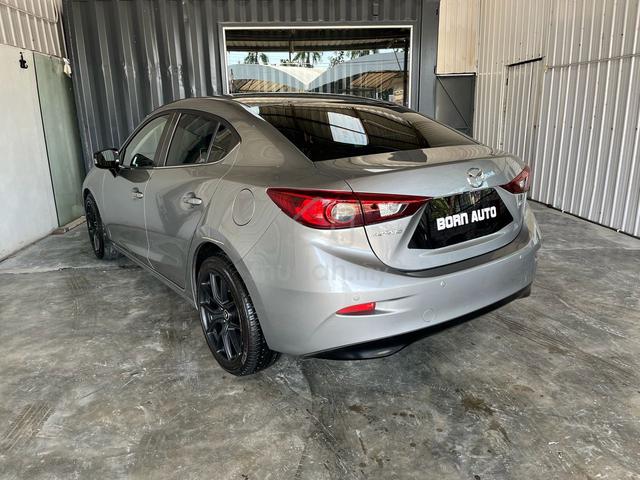 Mazda 3 2.0 SKYACTIV One Owner - 3