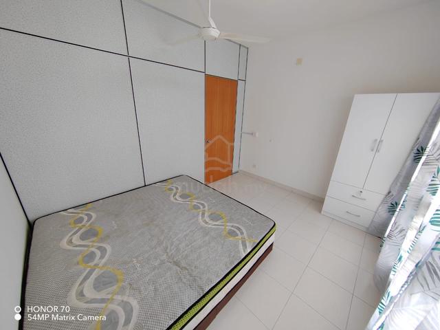 Seri mutiara apartment room, Setia alam 1
