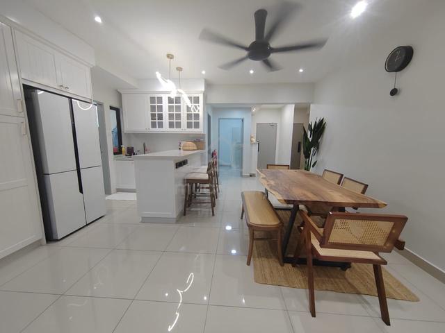 Avia Plus, Bandar Country Homes 1