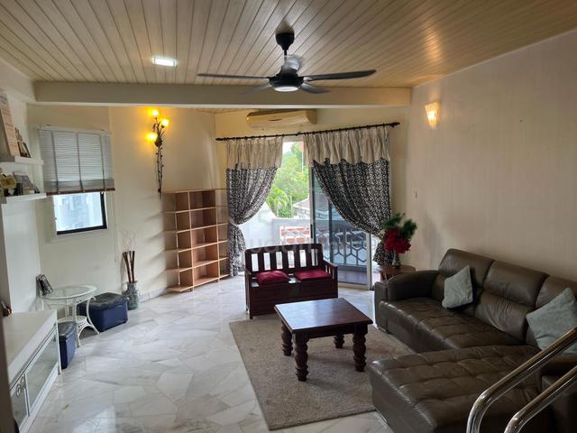 The Colonnades Condominium 1