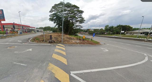 Tanah Rata Tepi Jalan Besar Salak Tinggi Hala KLIA 1
