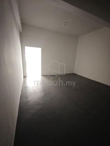 Permas Jaya 2nd Floor office Suitable for Worker Hostel 1