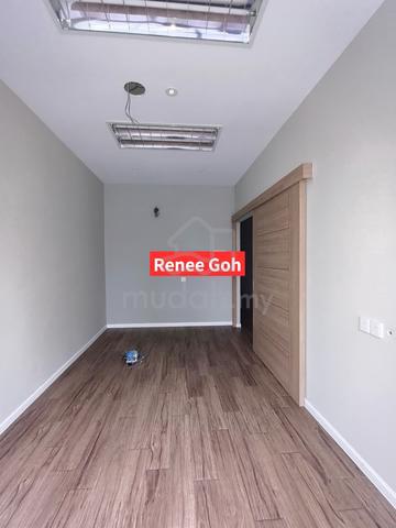 2 Storey Shoplot @ Jalan Burma, Pulau Tikus 2100sq Facing Main Road 1