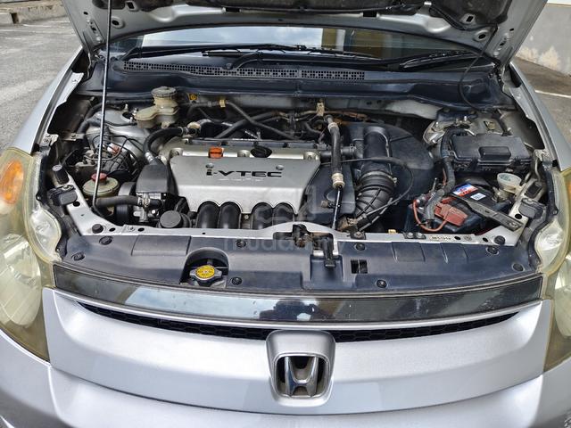 Honda Stream 2.0 RN3 auto 7 seater 2004 - 5