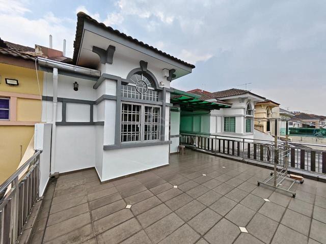 Bukit Indah Iskandar Puteri 2 Storey Terrace House For Rent 1